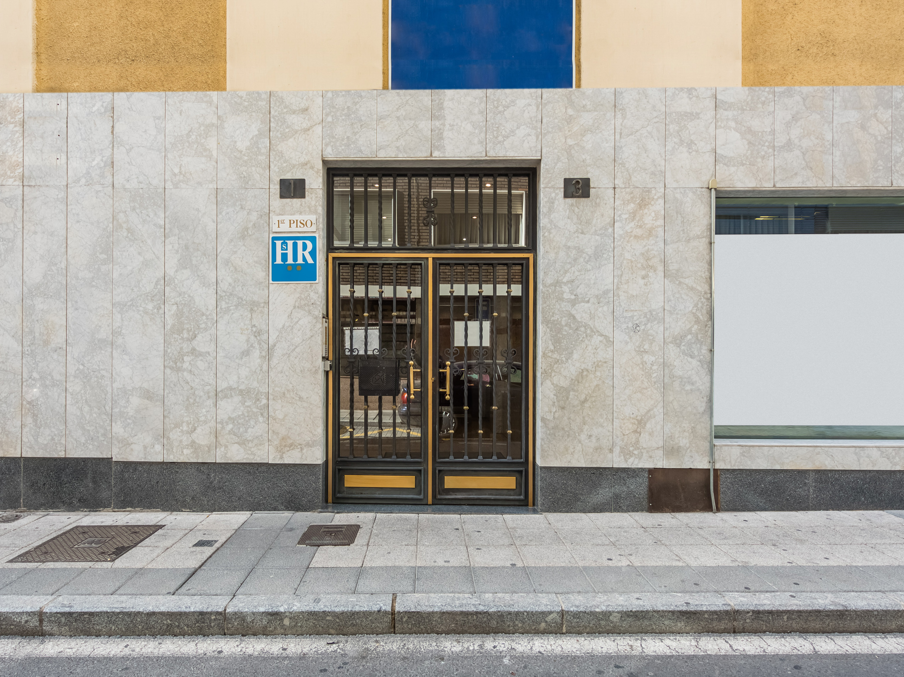 Hostal Uria 25/28