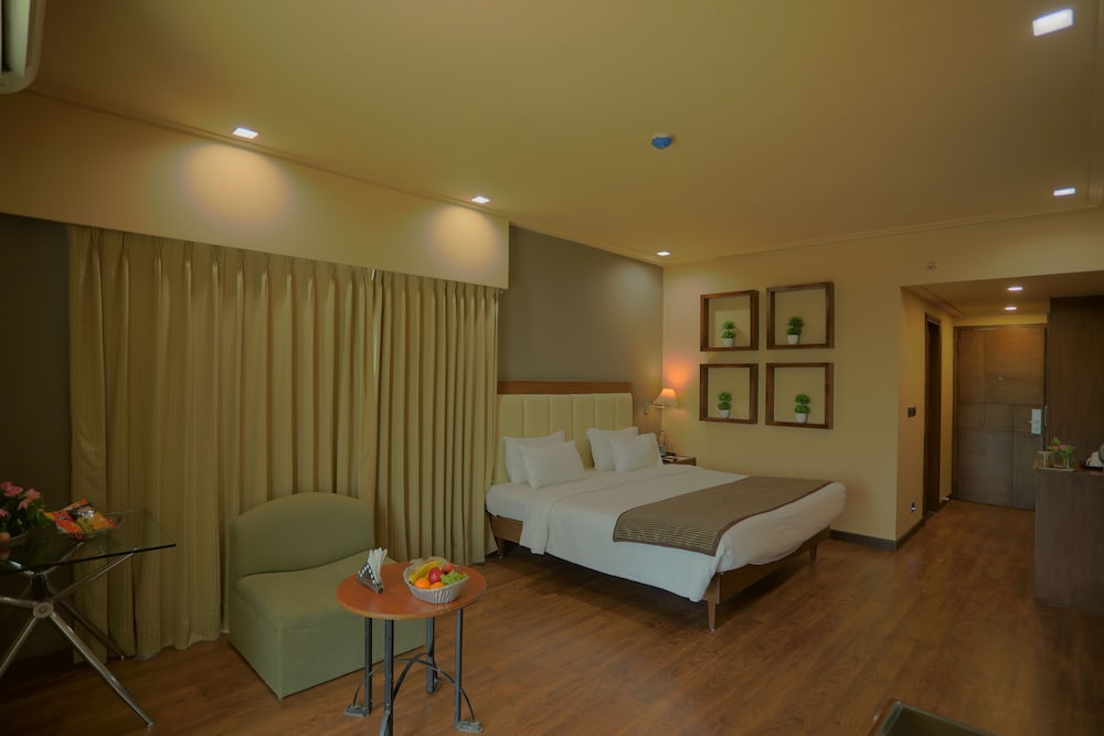 Renest Gandhidham 11/25