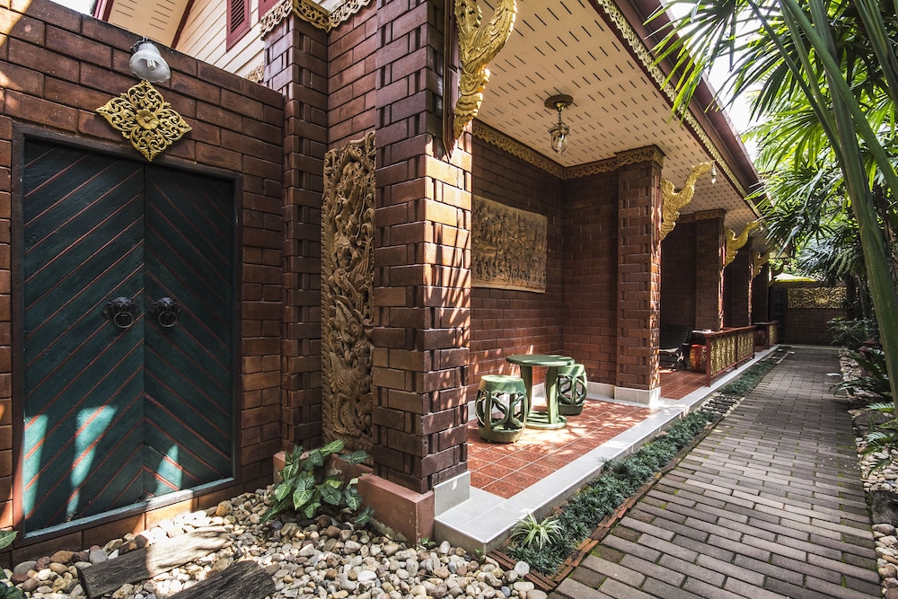 Irawadee Resort 28/51