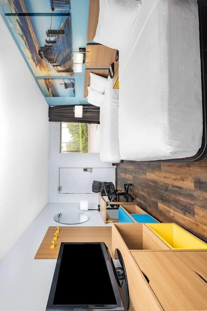 ROOM, 2 DOUBLE BEDS, SMOKING