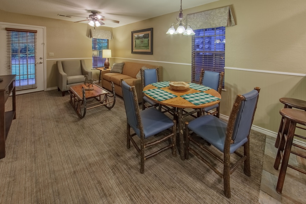 Holiday Inn Club Vacations Villages Resort Lake Palestine 49/63