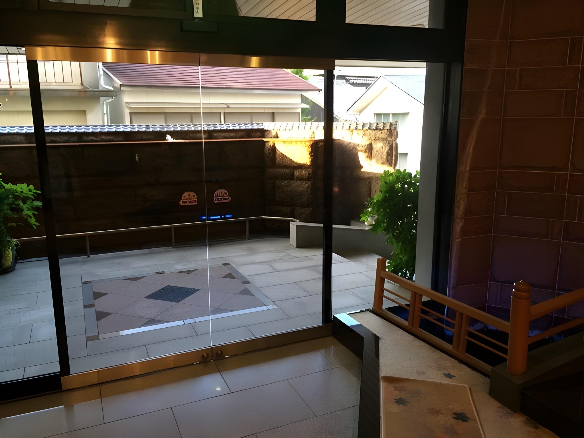Nakayoshi 13/24