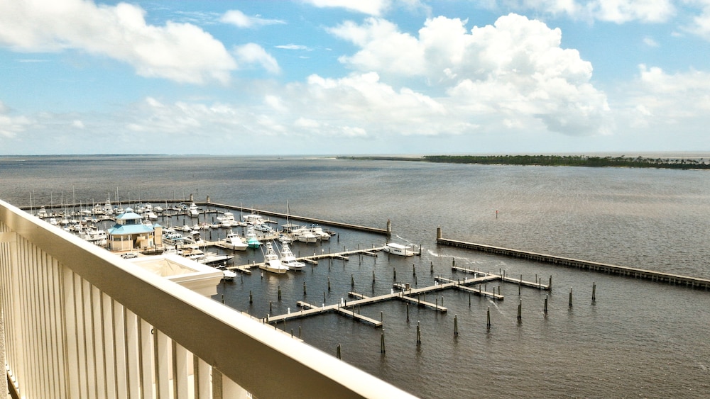 Margaritaville Resort Biloxi 63/67