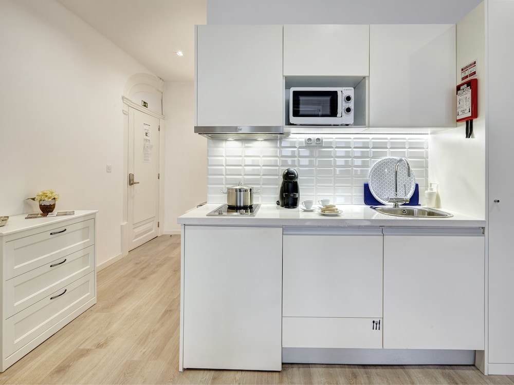 Porto Downtown Lovers Suites Bombarda 451 4/50