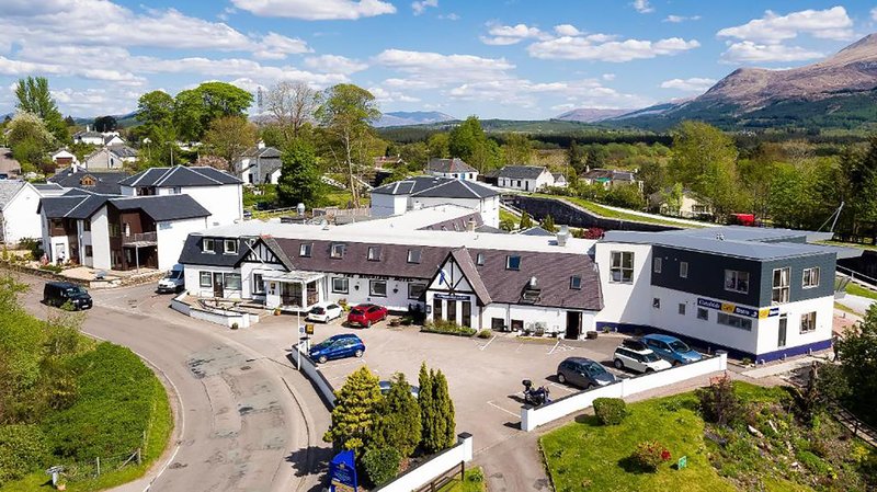 Moorings Hotel 11/12