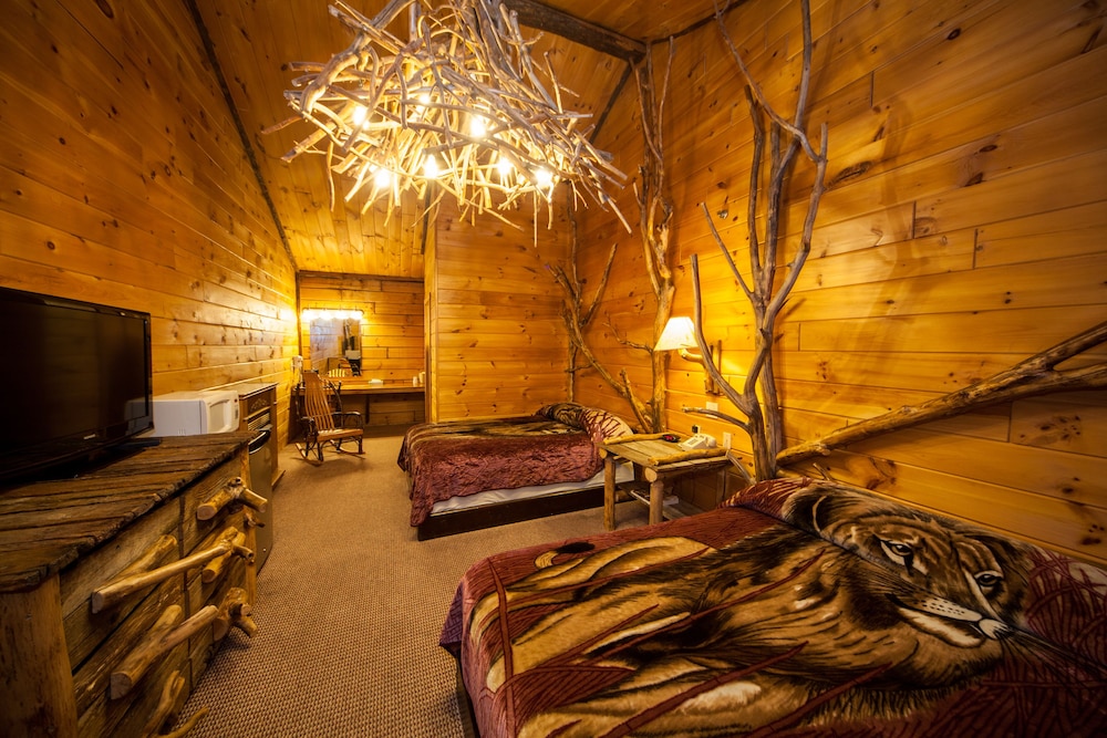 Log Cabin Lodge Suites 32/68