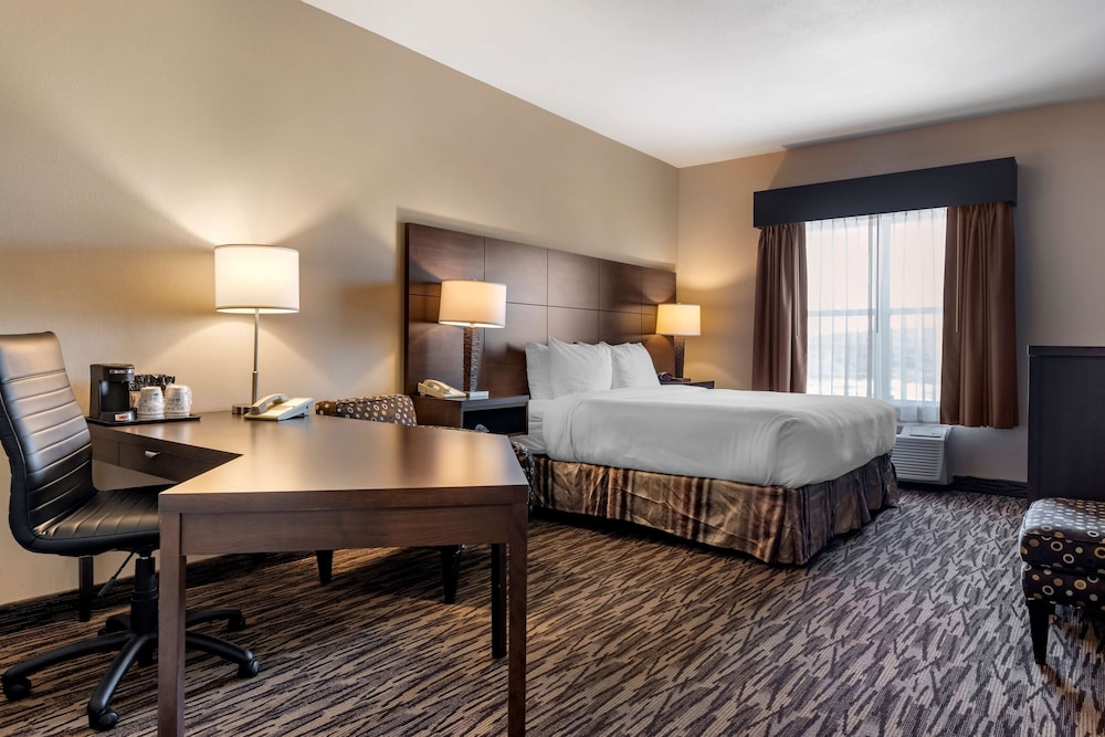 Best Western Plus Bridgewater 16/45