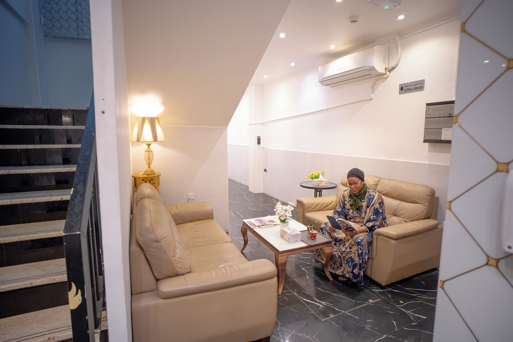 Al Sabkha Hotel 37/53