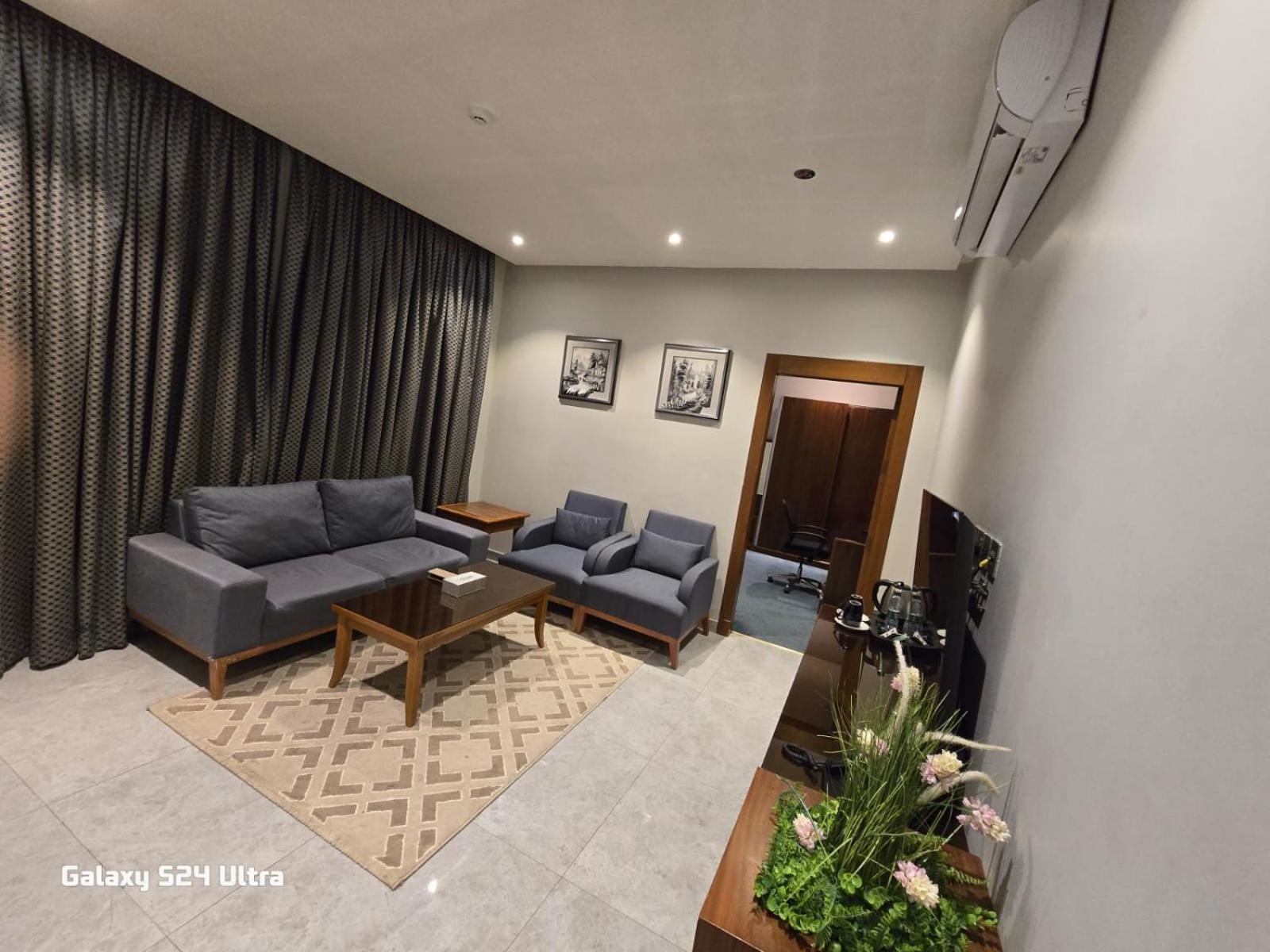 Celine Home Apartment -Tuwaiq 34/43