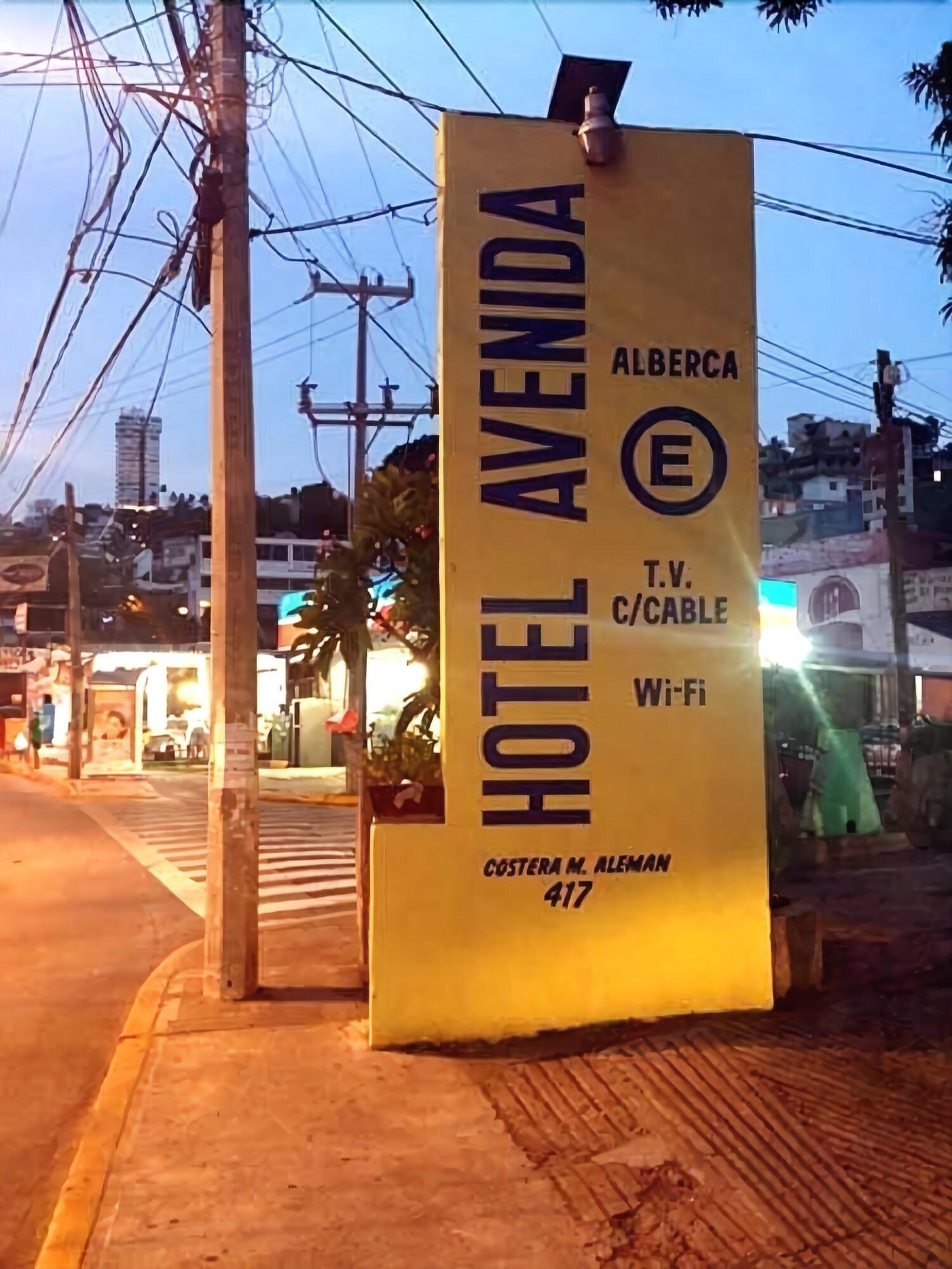 Hotel Avenida 1/17