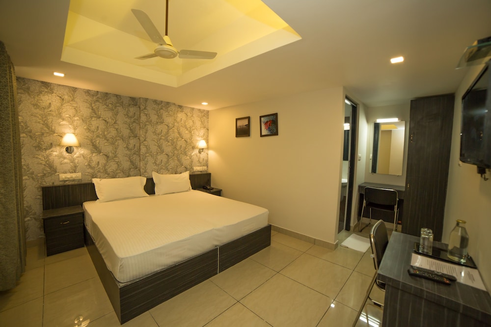South Gate Residency 22/50