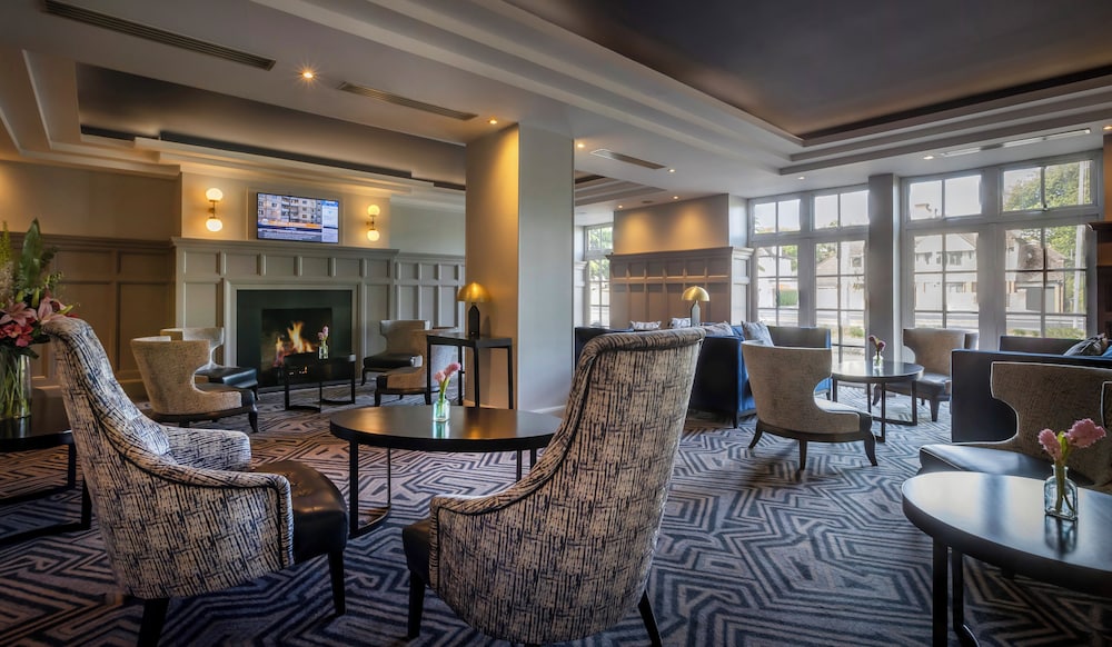 Talbot Hotel Stillorgan 40/65