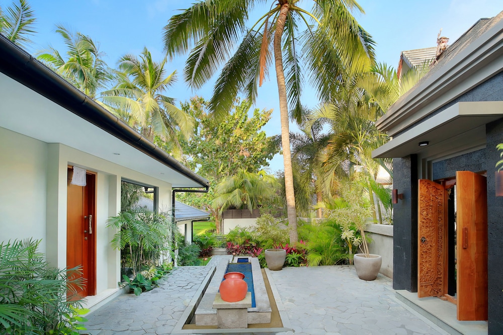 Royal Kamuela Villas & Suites at Monkey Forest Ubud – Adults Only in Ubud
