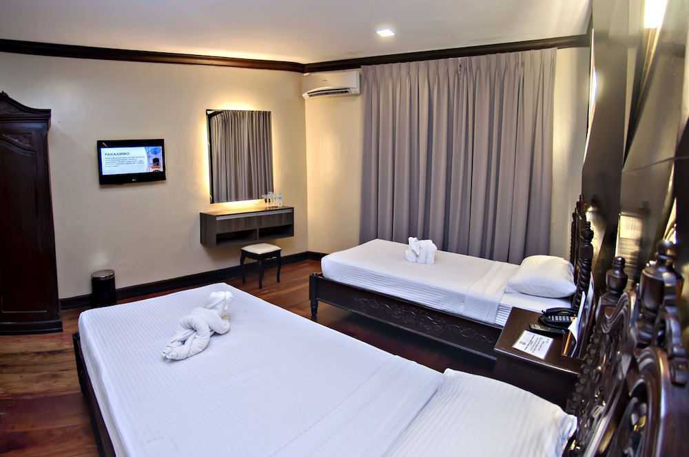 Vigan Plaza Hotel 38/71