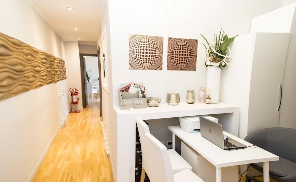504 CORSO SUITES 70/76