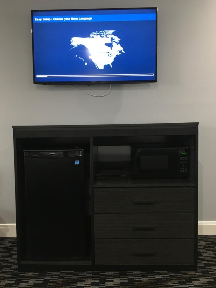 Platinum Inn And Suites 18/23