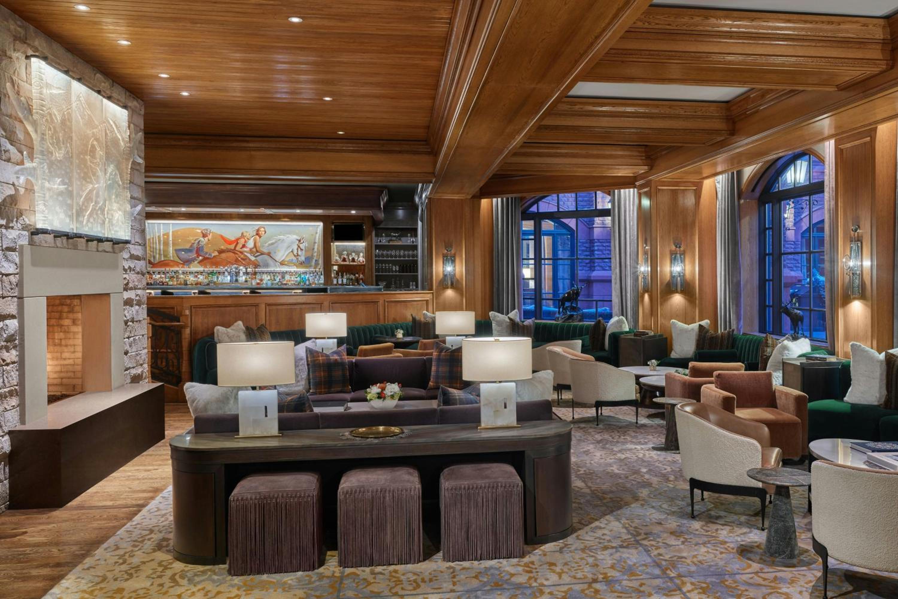 St Regis Residence Club by Frias 18/40