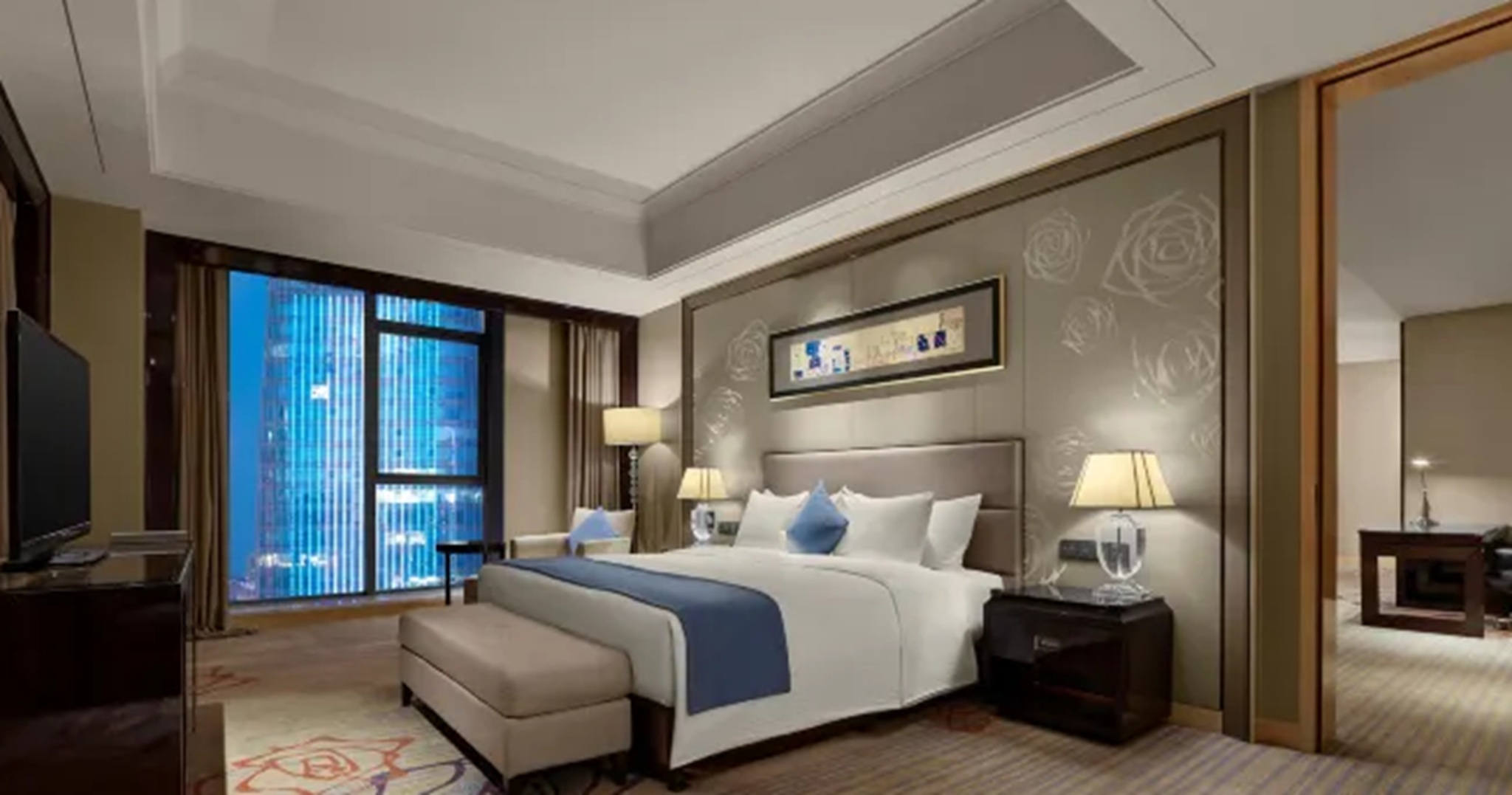 Deluxe, Suite