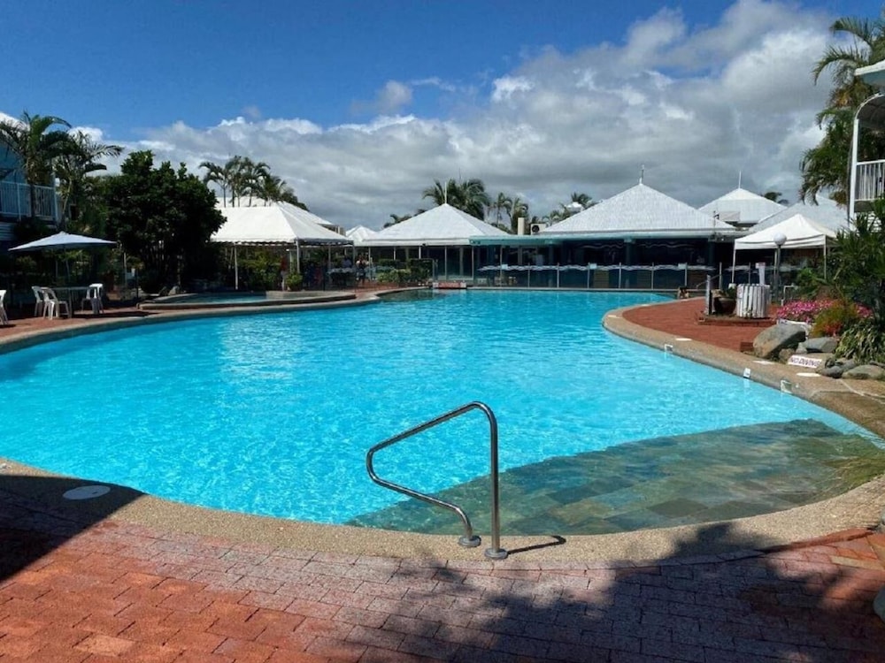 Dolphin Heads Resort 46/72