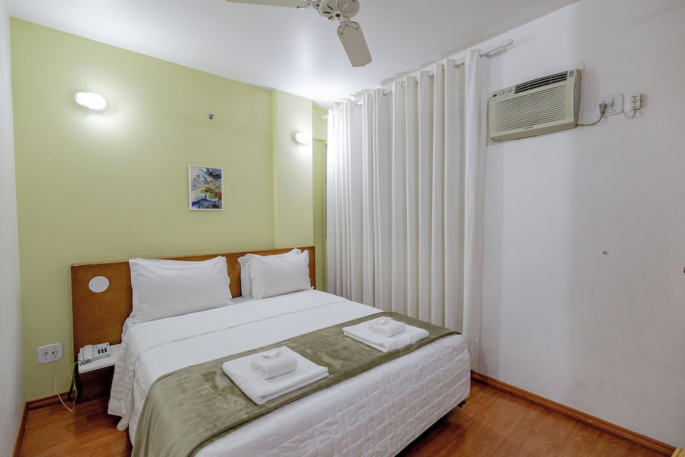 SUPERIOR, TWIN BEDS