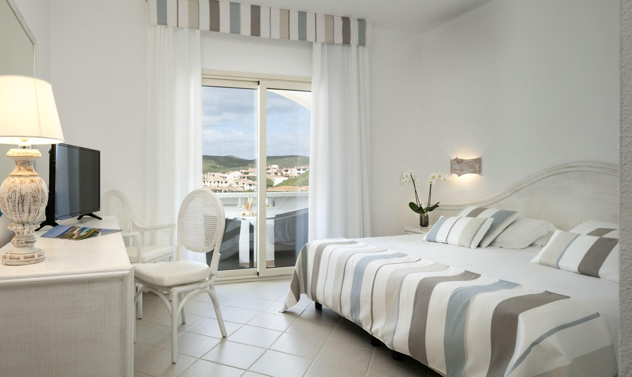 Superior, Double Bed, Sea View