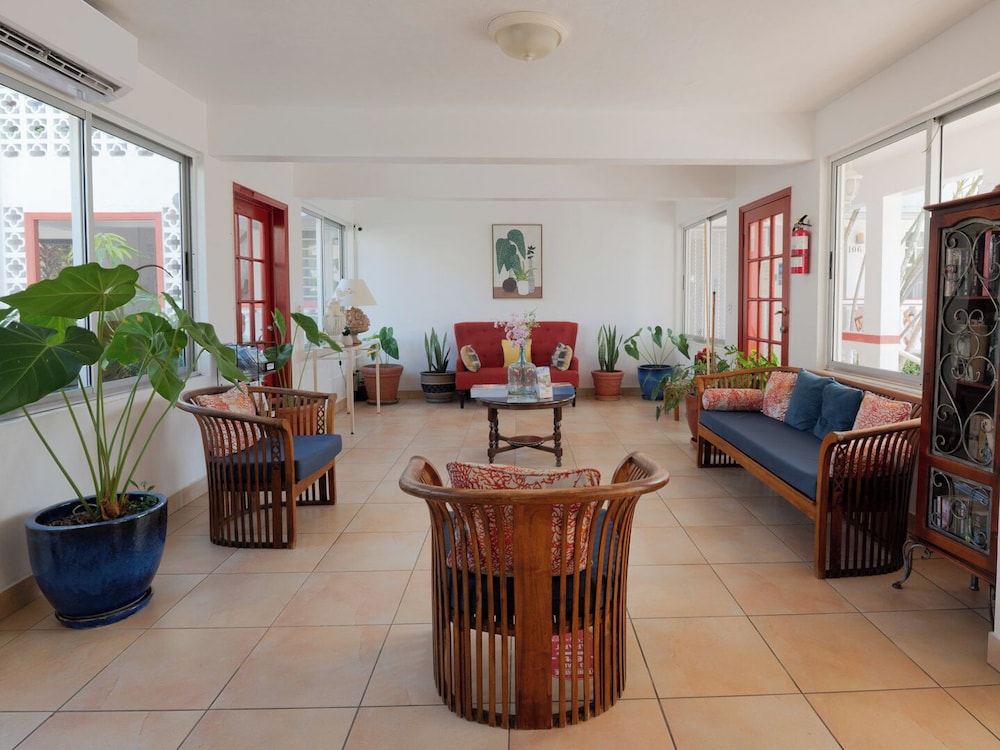 Lesperance Hotel 27/46
