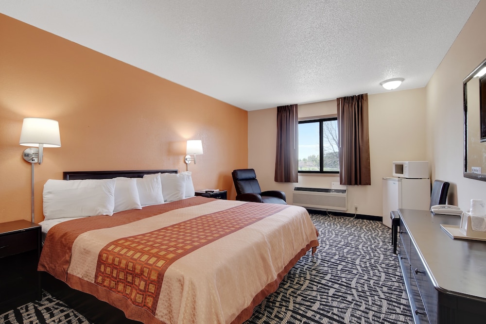 Americas Best Value Inn 35/53