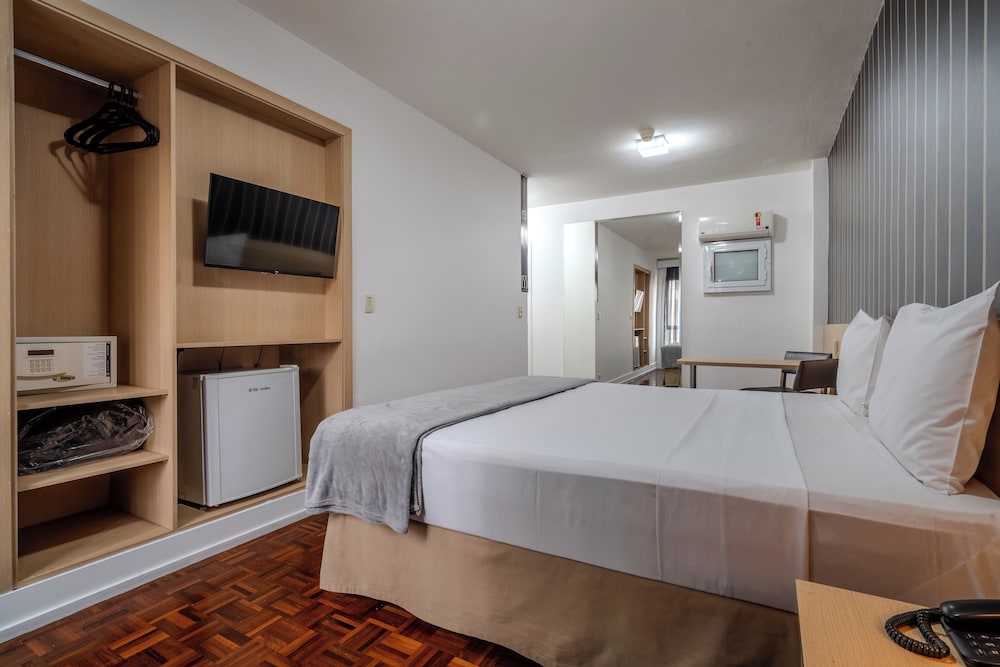 155 HOTEL 16/54