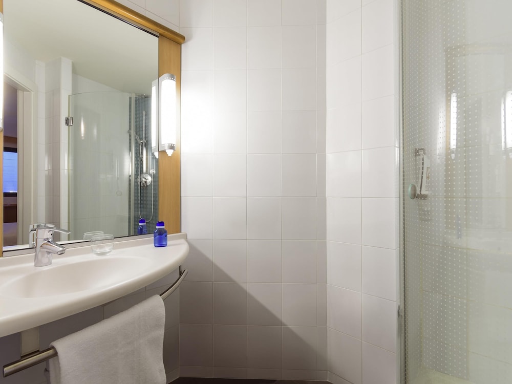 Ibis Bilbao Centro Hotel 70/72