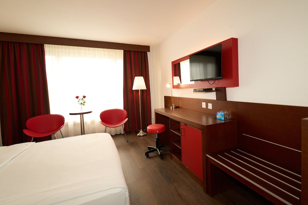 Hotel Conti 29/58