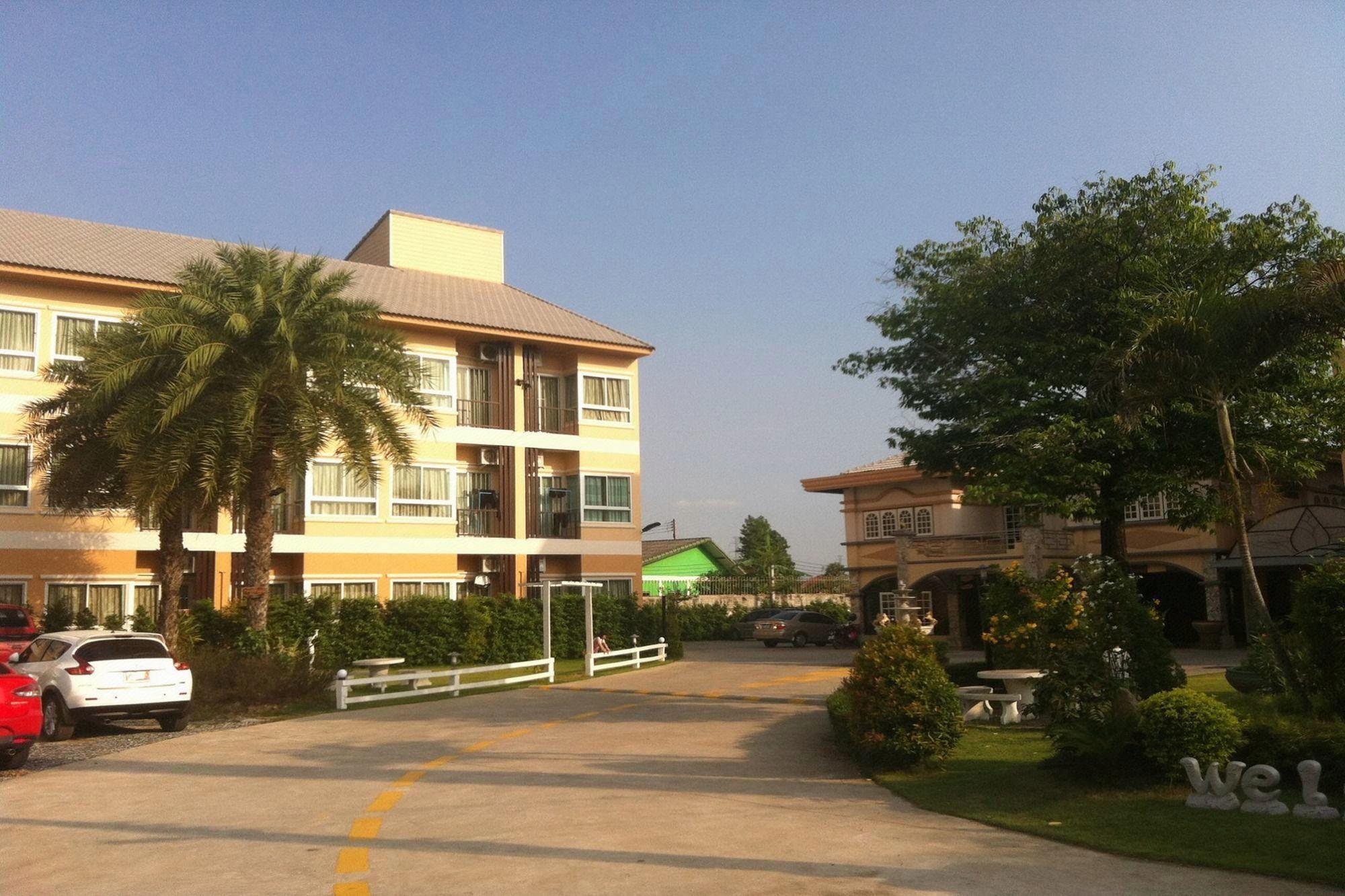 U-Dee Hotel 44/51
