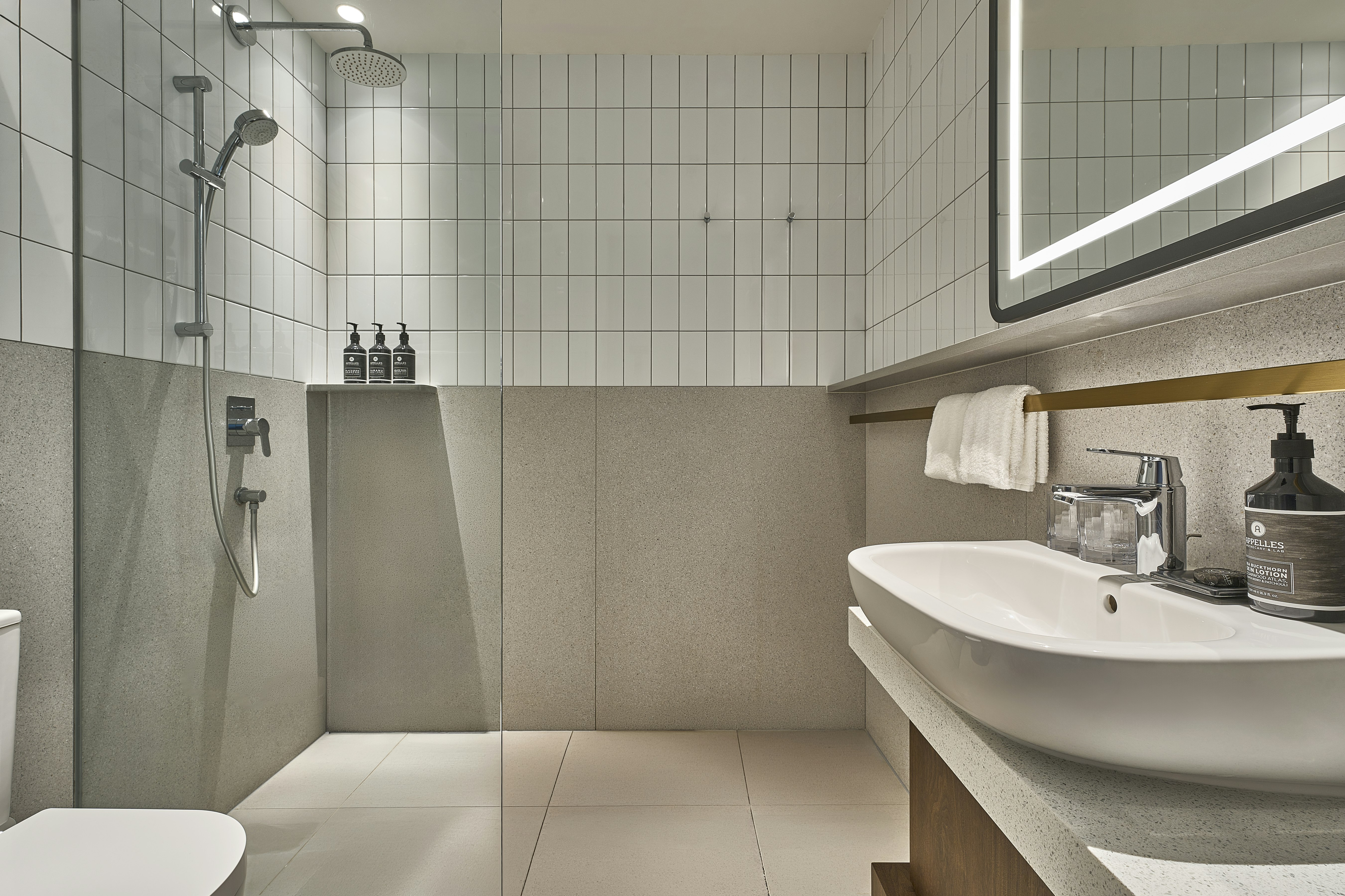 Oakwood Premier Raffles Place Singapore 57/65
