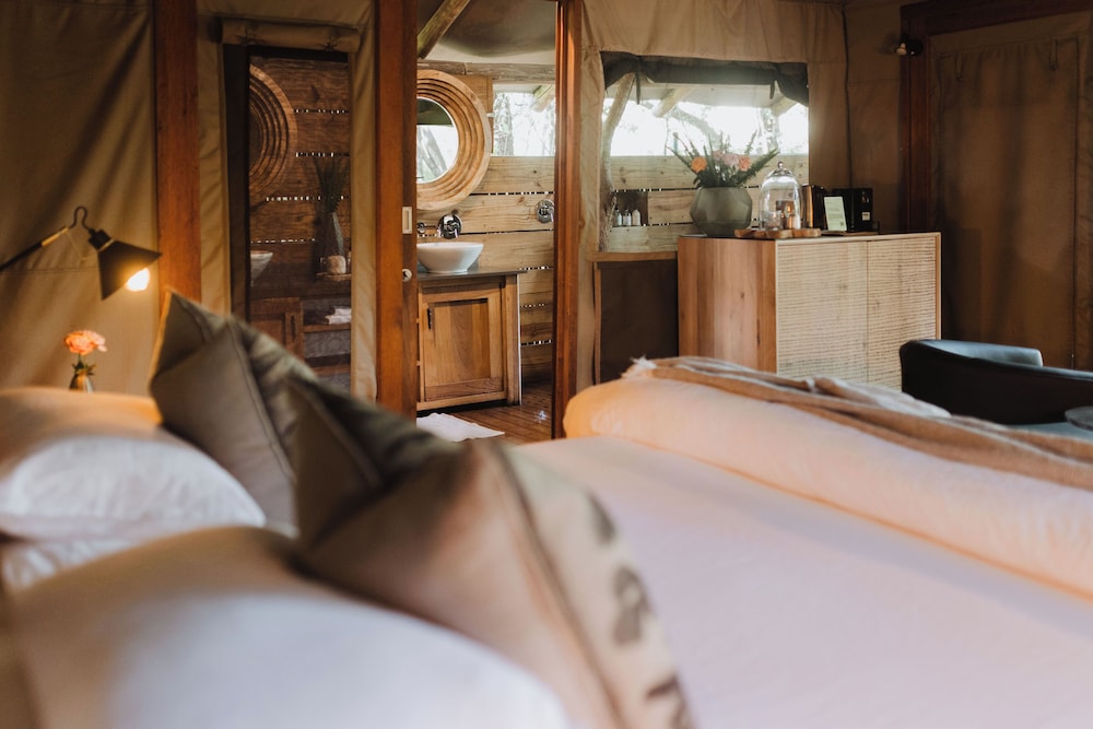 Summerfields Rose Retreat Spa 14/50
