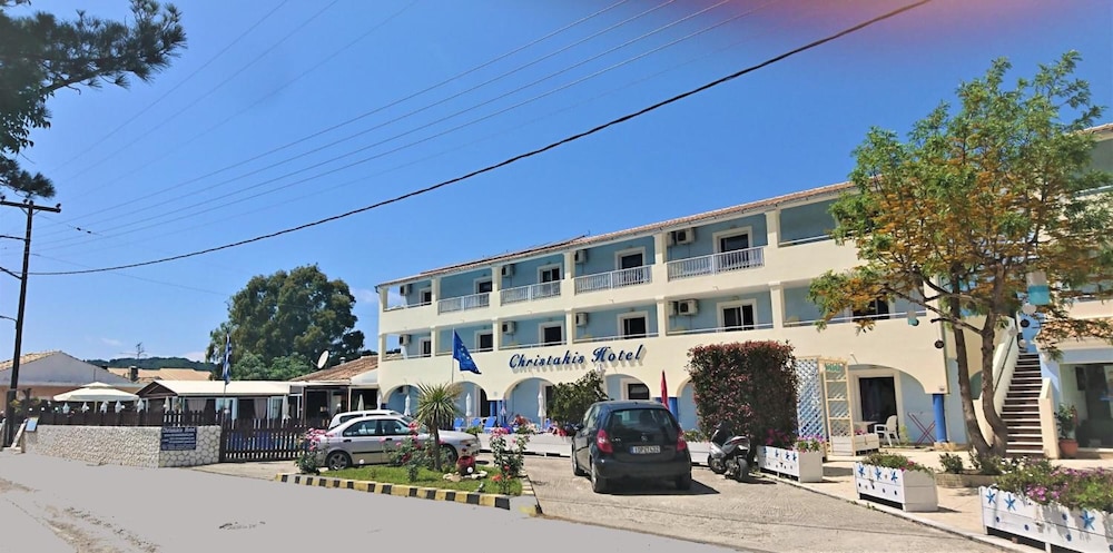 Christakis Hotel 4/50