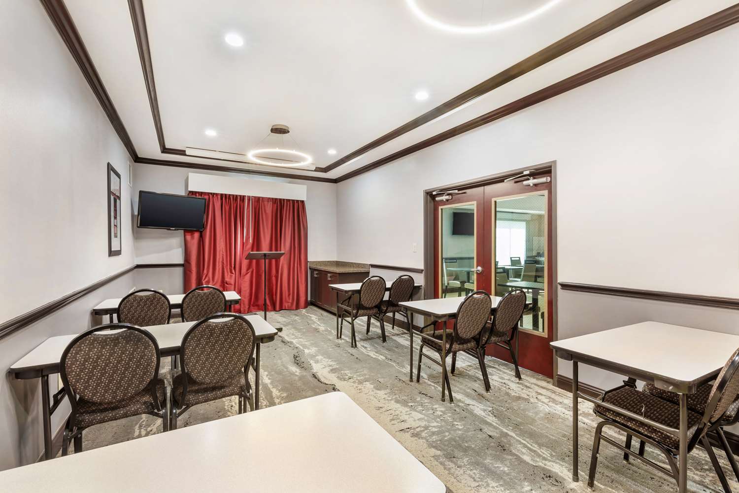 Best Western Carthage Inn & Suites 12/13