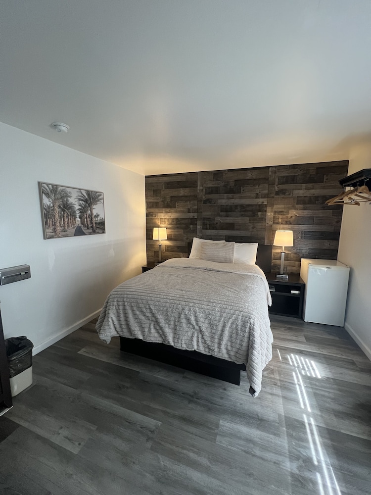 Cedarwood Inn of Ashland 23/66