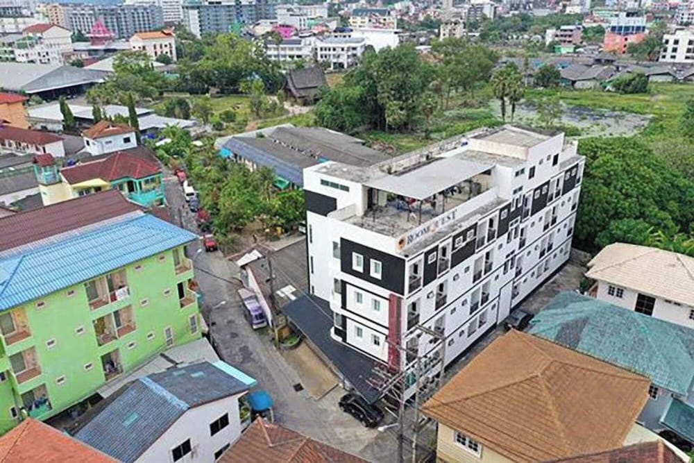 RoomQuest Patong Phuket 4/50