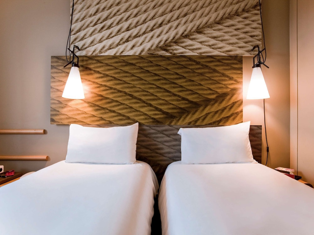 Ibis Paris Porte De Clichy Centre 21/71