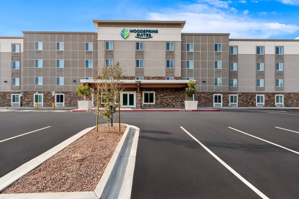 WoodSpring Suites Gilbert - Mesa Gateway Airport 34/41