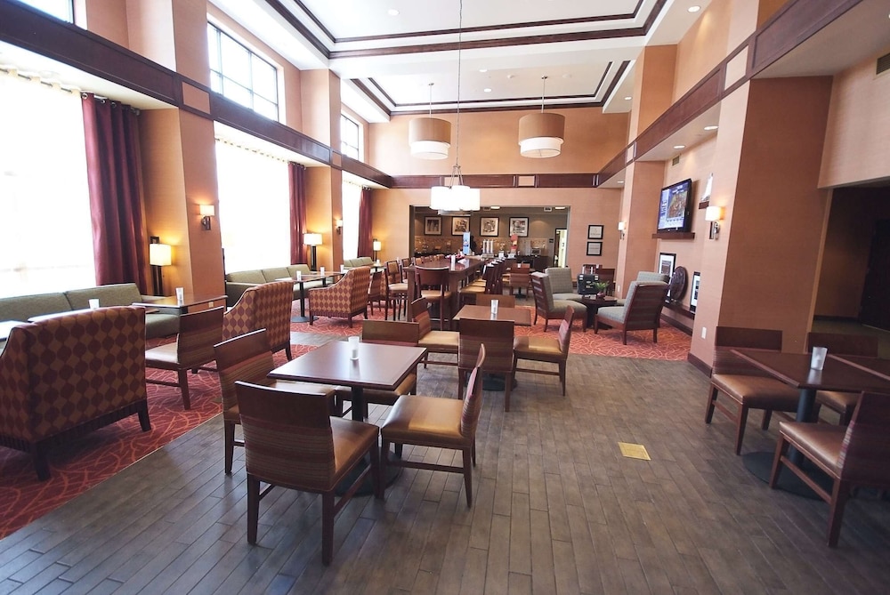 Hampton Inn And Suites Vineland 34/39