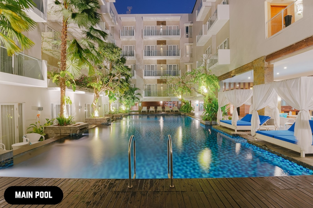 Grand Ixora Kuta Resort 73/73