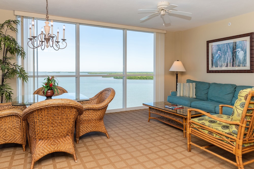 Lover's Key Resort by Check-In Vacation Rentals 57/70