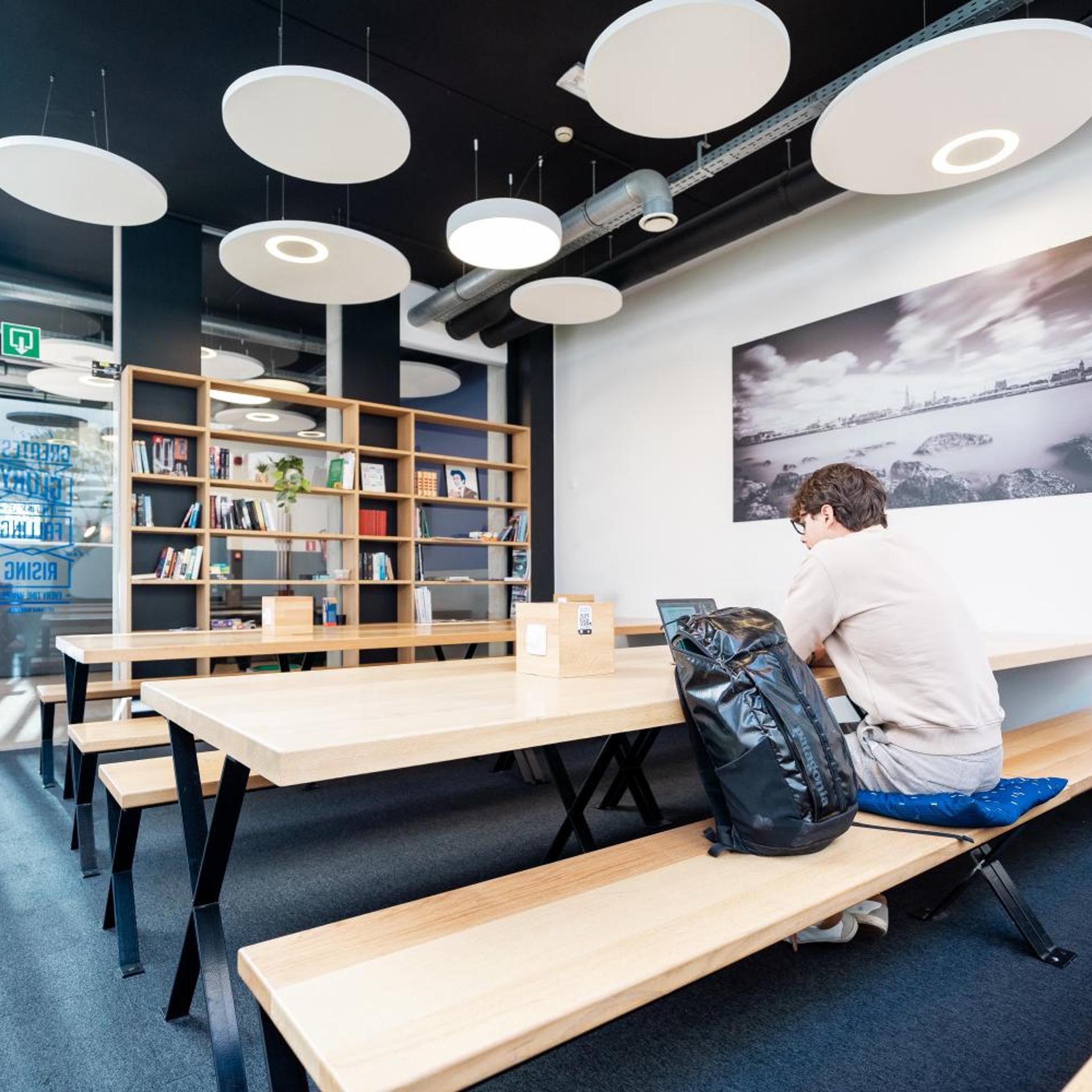 ASH - Antwerp Student Hostel 39/51
