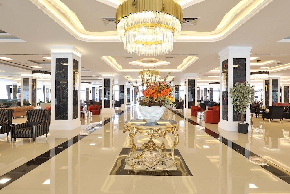 Mc Palace Hotel & Spa & Convention 31/41