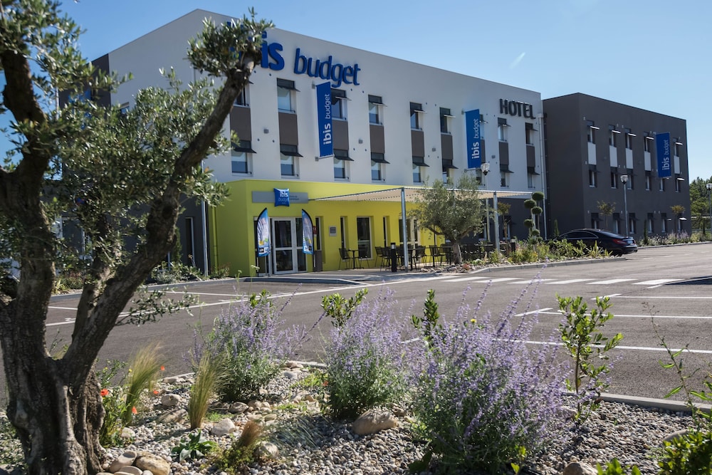 Ibis Budget Saint Martin De Crau Porte De Camargue 52/57