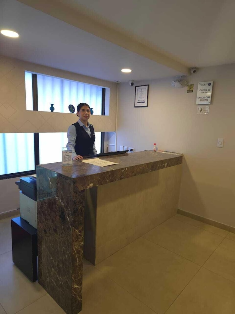 Hotel Castellana 95 8/44