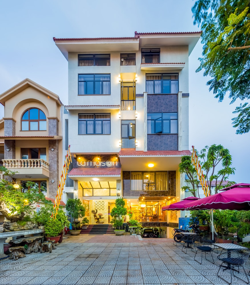La Maison Da Nang Beach 1/50