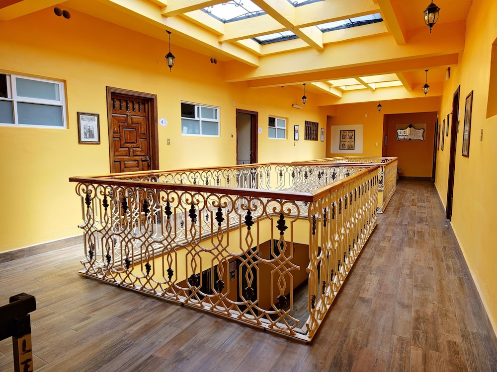 HOTEL POSADA SANTA FE 10/50