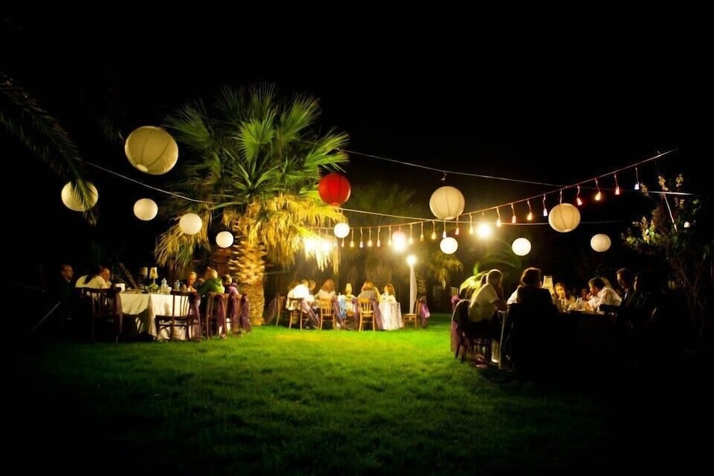 Ataol Beach & Bungalows 32/40