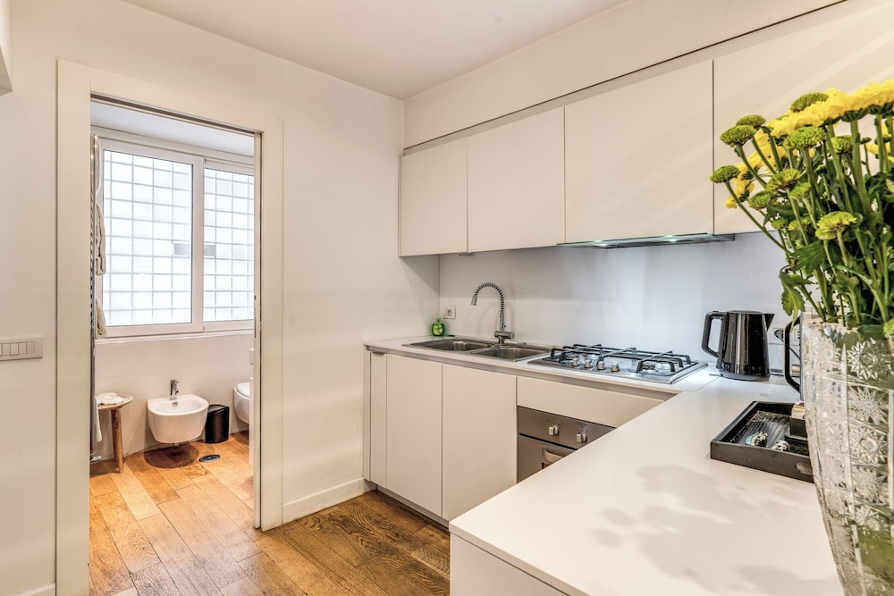Trevi B&B Roma 73/74